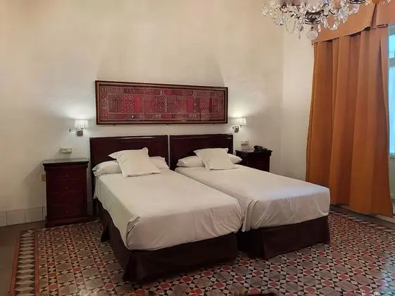 Superior Tek Büyük Yataklı Oda