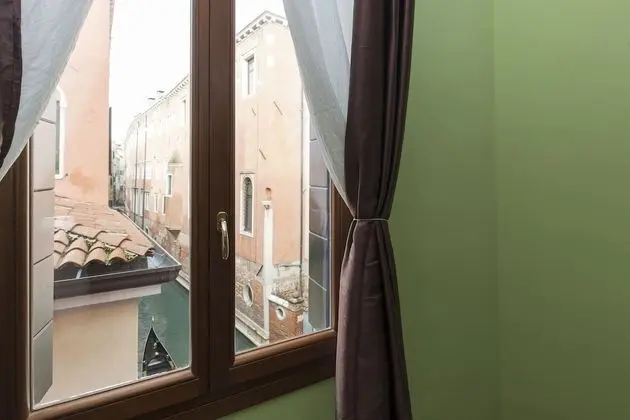 Exclusive Oda, 1 En Büyük (King) Boy Yatak, Kanal Manzaralı