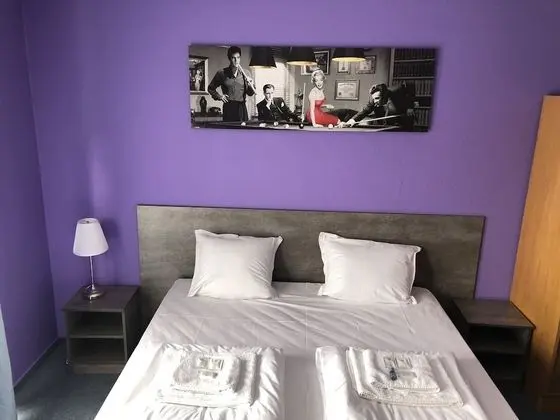 Tek Büyük Yataklı Oda