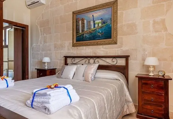 Family Villa, Birden Çok Yatak, 2 Banyolu, Bahçeli (Villa Simone Vacation villa with wifi)