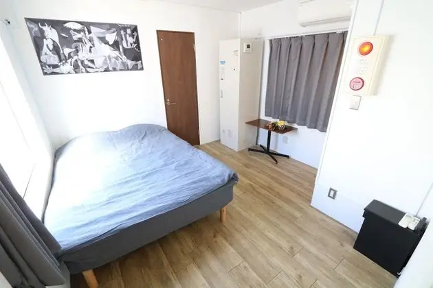 Ev