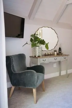 Luxury Oda, 1 Büyük (Queen) Boy Yatak, Sigara İçilmez