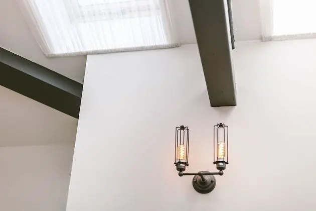 Standard Tek Büyük Yataklı Oda (Attic)