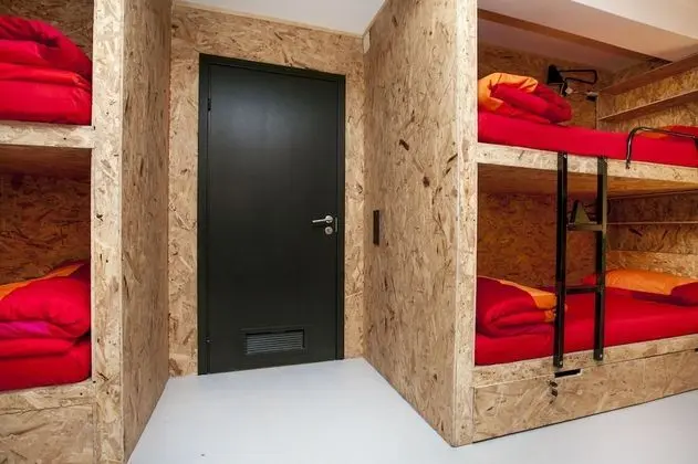 8-Bed Mixed Dormitory Room