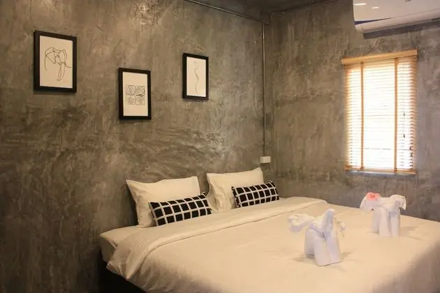 Standard Double Room with Garden View