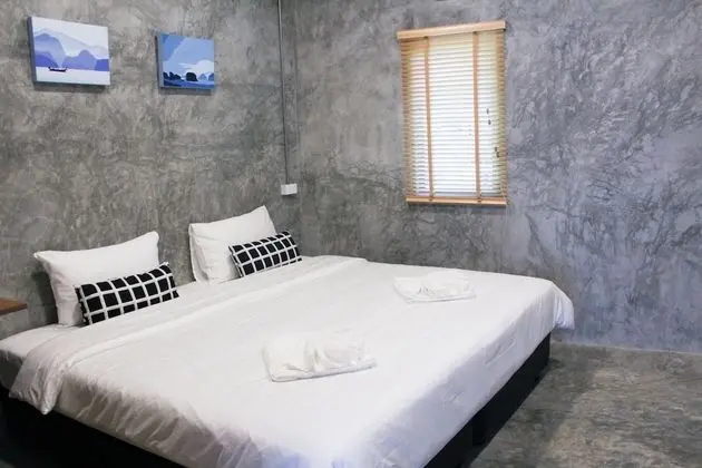 Standard Double Room with Garden View