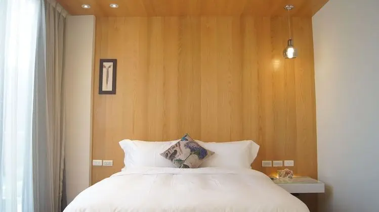 Deluxe Tek Büyük Yataklı Oda, Balkon, Denize Bakan
