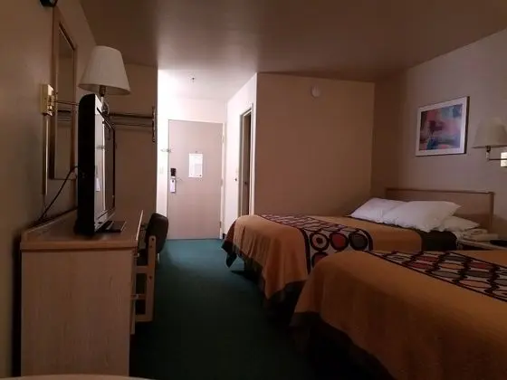 Deluxe Oda, 2 Büyük (Queen) Boy Yatak, Sigara İçilmez