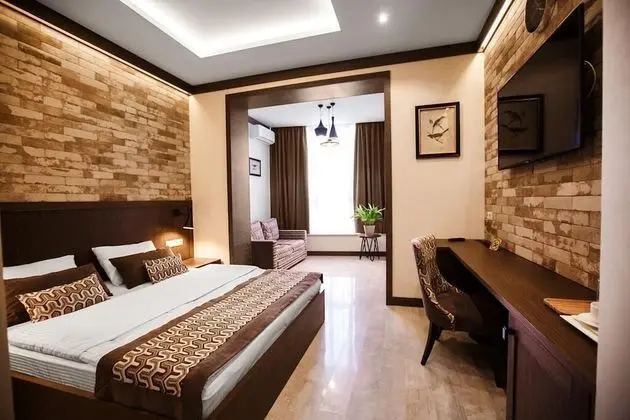 Deluxe Tek Büyük Yataklı Oda