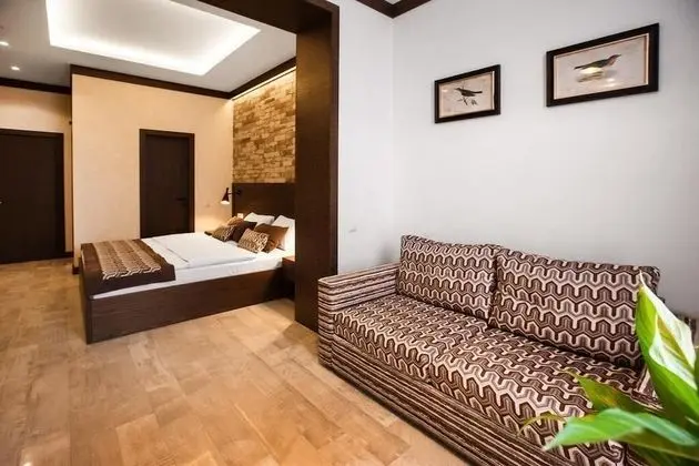 Deluxe Tek Büyük Yataklı Oda