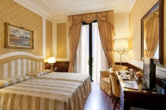 Deluxe Tek Büyük veya İki Ayrı Yataklı Oda, Dağ Yamacı