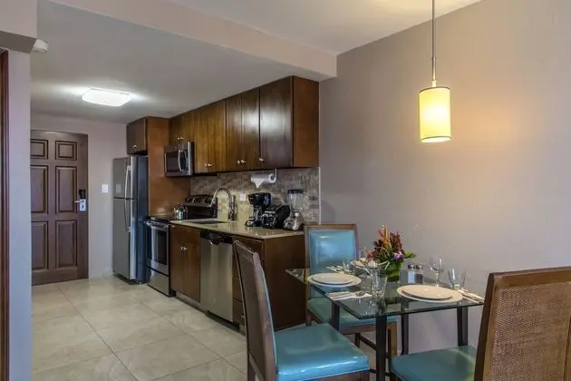 Deluxe Studio Plus with Fully Equipped Kitchen