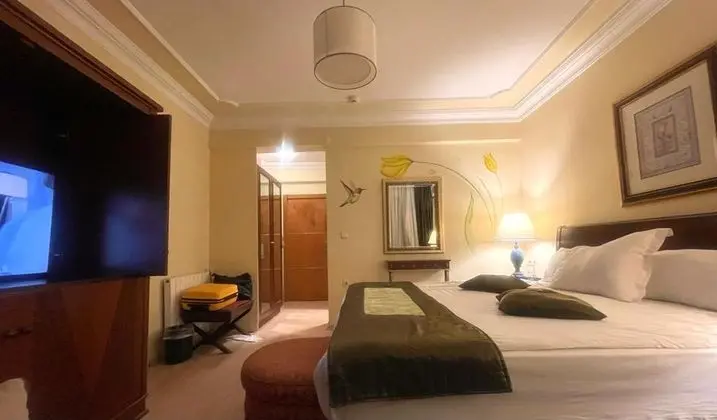 Suite, Bahçe Manzaralı, Balkonlu