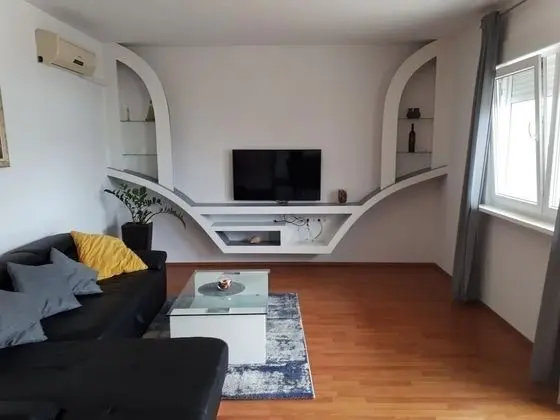 Apart Daire (Šimun - 15m from the beach - A1(4+2))