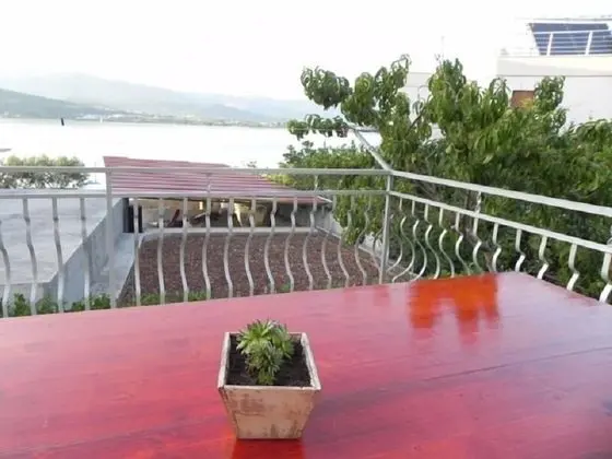 Apart Daire (Šimun - 15m from the beach - A1(4+2))