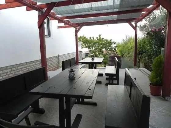 Apart Daire (Šimun - 15m from the beach - A1(4+2))