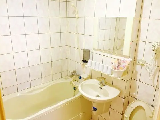 Dört Kişilik Oda, 2 Çift Kişilik Yatak, Sigara İçilmez