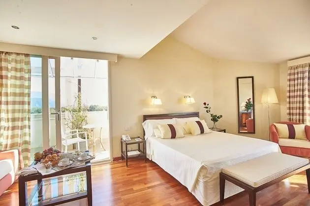 Junior Süit, Balkon, Deniz Manzaralı