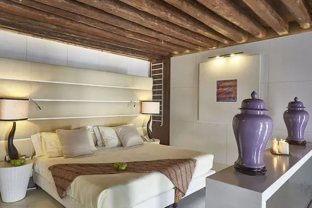 Superior Süit, Kanal Manzaralı (Bilevel, Grand)