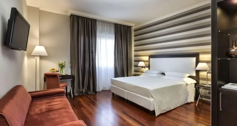 Deluxe Üç Kişilik Oda