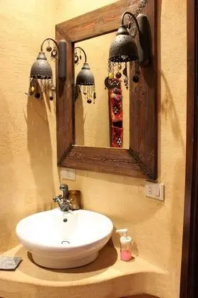 Deluxe Üç Kişilik Oda, Banyolu/Duşlu, Dağ Manzaralı