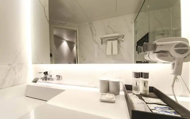 Deluxe İki Ayrı Yataklı Oda