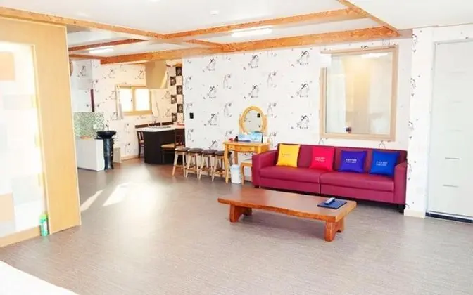 Oda (Building 1 Room 102 (Salt Water Hot S)