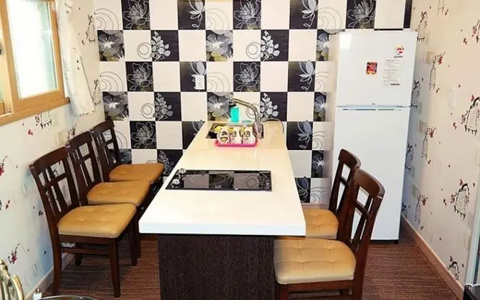 Oda (Building 1 Room 102 (Salt Water Hot S)