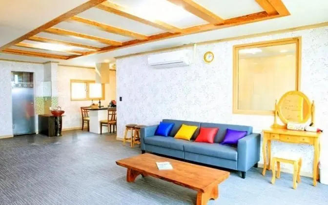 Oda (Building 2 Room 102 (Salt Water Hot S)