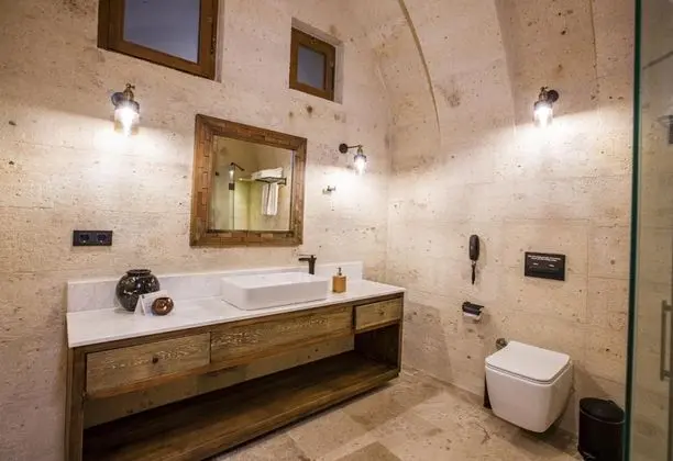 Premium Suite, Manzarasız, Balkonlu