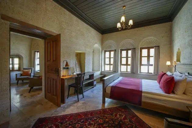 Premium Suite, Manzarasız, Balkonlu