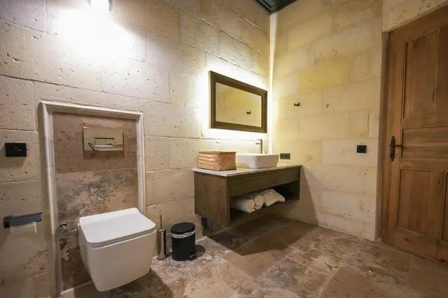 Premium Suite, Manzarasız, Balkonlu