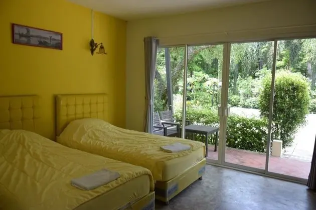 Standard Room with Garden View