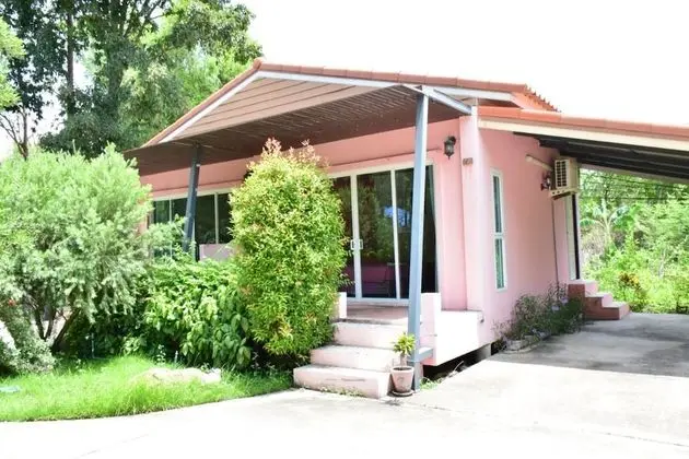 Standard Room with Garden View