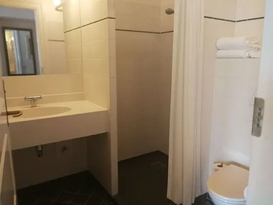 Comfort Tek Büyük Yataklı Oda, Bahçe Manzaralı