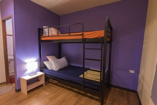 Ortak Ranzalı Oda, Sadece kadınlar için (Air Con Room)