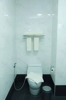 Superior Tek Büyük veya İki Ayrı Yataklı Oda, Havuz Manzaralı