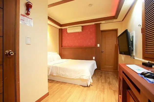 Oda (General room (no need for parking inq)