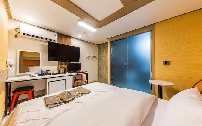 Oda (Standard room (Netflix automatic logi)