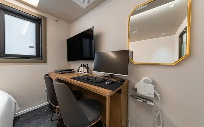 Oda (Gaming PC Deluxe (game PC1 + Netflix )