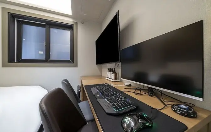 Oda (Gaming PC Deluxe (game PC1 + Netflix )