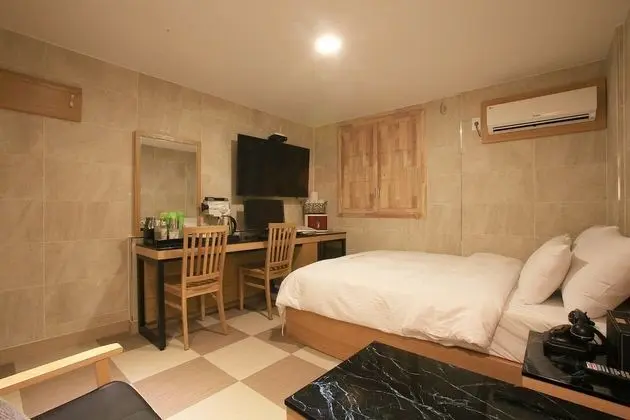 Oda (Semi executive suite - Ann Sim Clinn )