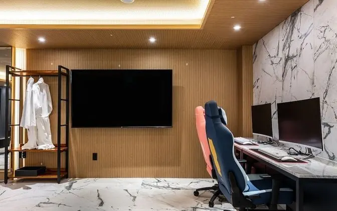 Oda (President Room (Call for Booking Pool)