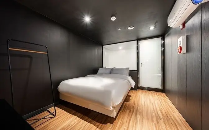 Oda (President Room (Call for Booking Pool)