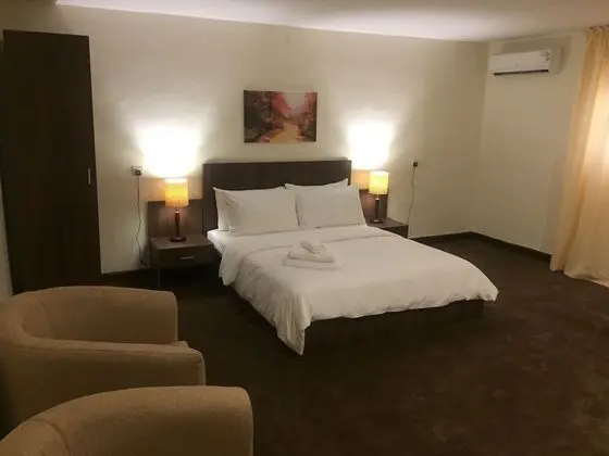 Deluxe Tek Büyük Yataklı Oda