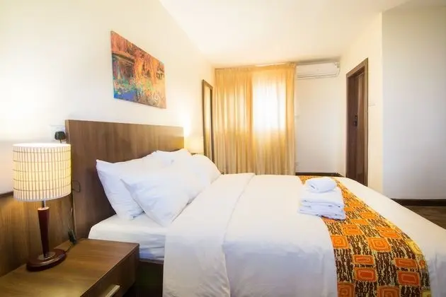 Deluxe Tek Büyük Yataklı Oda