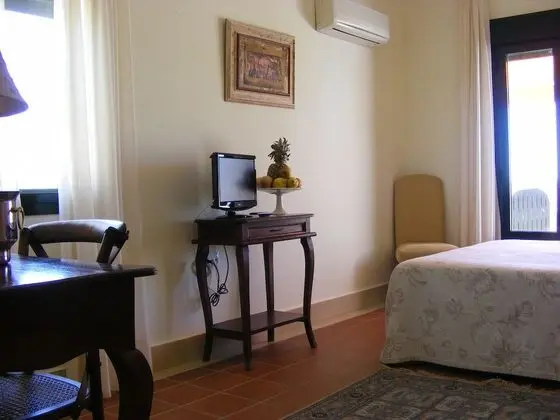 Panoramic Tek Büyük Yataklı Oda