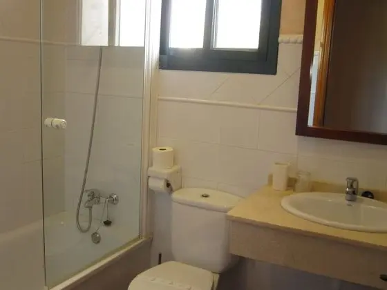 Panoramic Tek Büyük Yataklı Oda