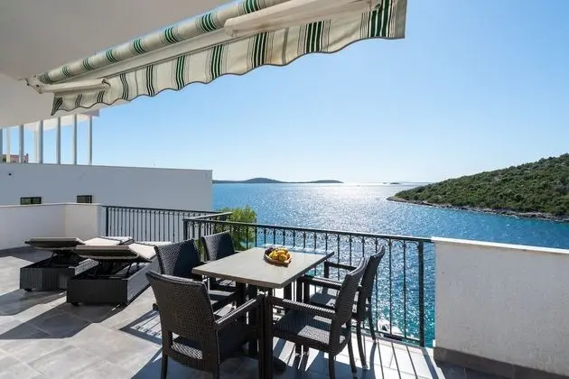 Family Villa, Birden Çok Yatak, Bahçeli (Villa Sine With Amazing Sea Panorama)