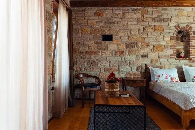 Standart Oda, Havuz ve Bahçe Manzaralı, Balkonlu